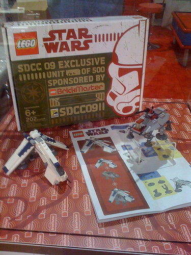 comic_con_2009_set_reveal.jpg