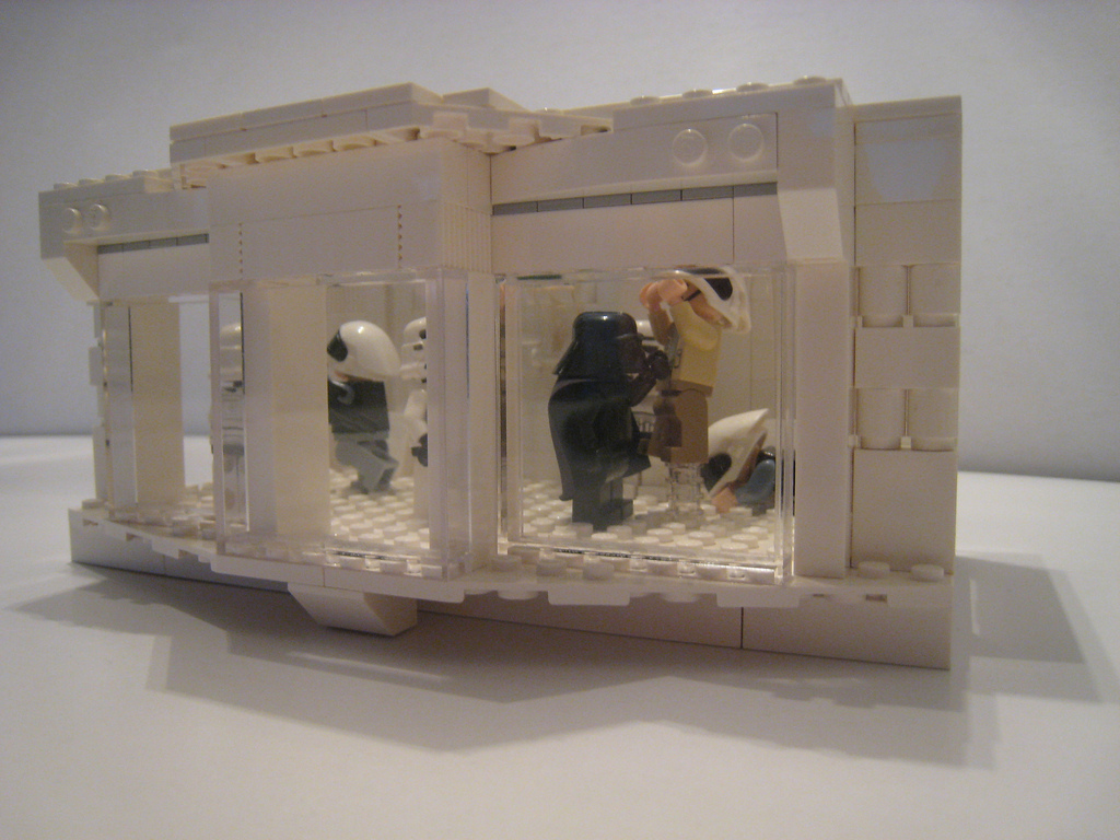 lysander_vader_interrogates_Antilles_38027_vigs.jpg