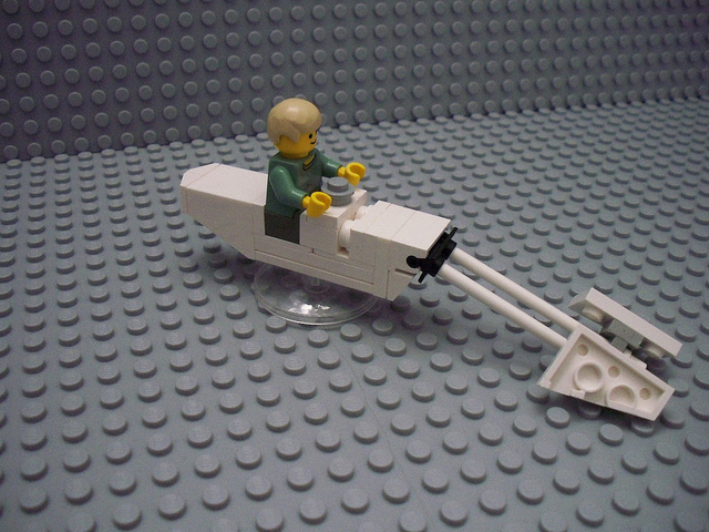 Anakin Solo's speeder bike by Holko