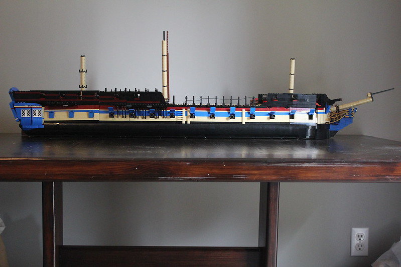 Hull shot abeam 1.jpg