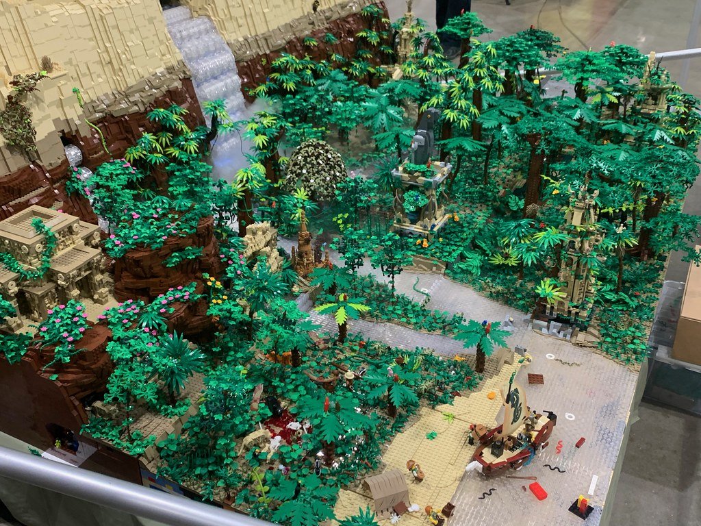 2010189244_jungleabove.jpg.a2d8411c4c3124172748dddb15351492.jpg