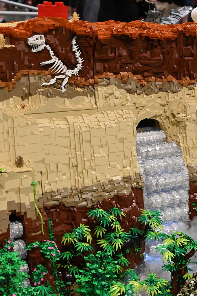 dino.jpg.ca7dbc62240cf0a722568e67051e47bd.jpg