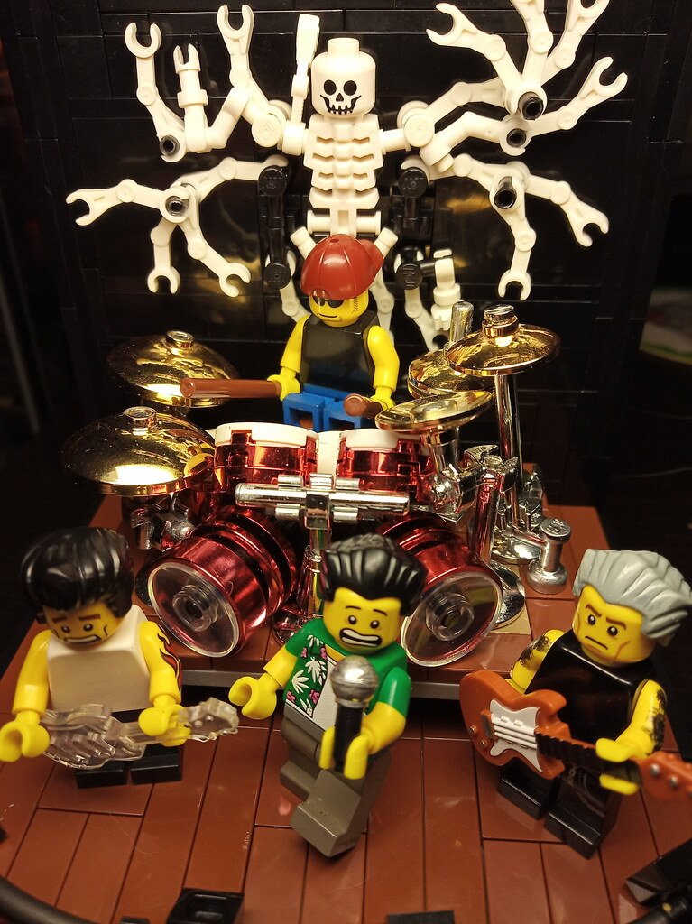 Click here for more photos and discussion