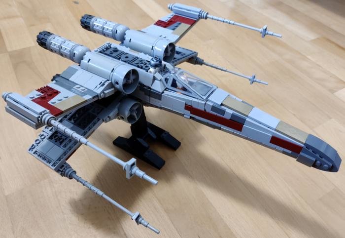 x-wing_lego_edit01.jpg.b9d8db4b5ea7cb5a3c361c4f0d19c82c.jpg
