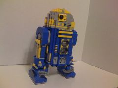 UCS Astromechs, by Tontus.jpg