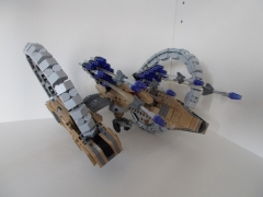 UCS Hailfire Droid, By Gerechtigkeitsliga