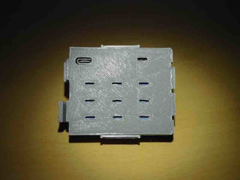 Lego battery pack_USB_eurobricks.jpg